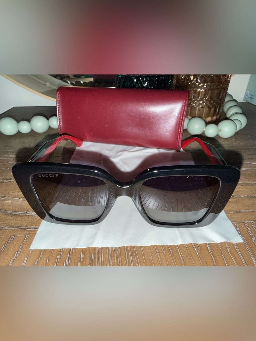 100% Authentic Gucci Black Square Polarized Women's Sunglasses with Leather Case - Picture 7 of 9